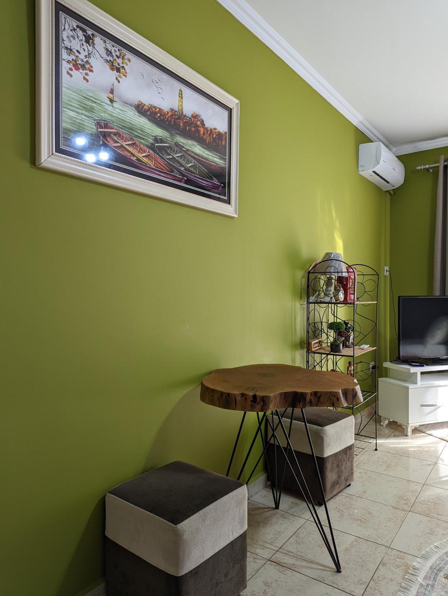 Downtown Retreat "Spiranca" Apartment Tirana Bagian luar foto